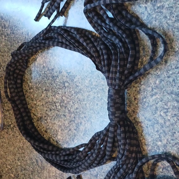 Scarf  Rolled Single Links of Cloth - Picture 2 of 4